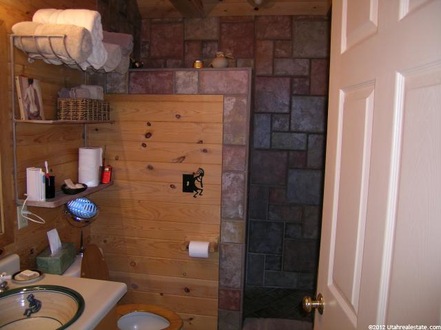 531 S 500 E, Torrey, UT 84775 — photo 3