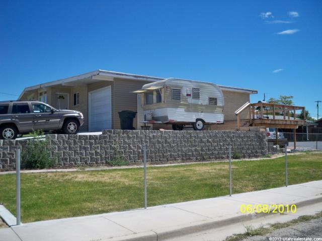 67 W 2000 N, Sunset, UT 84015 — photo 2