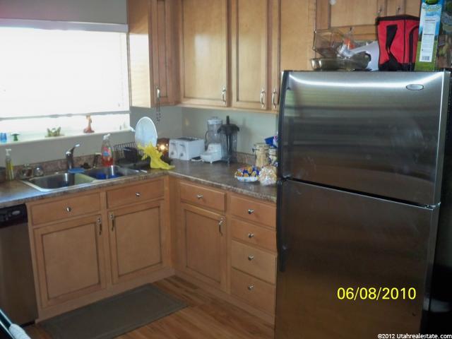 67 W 2000 N, Sunset, UT 84015 — photo 9
