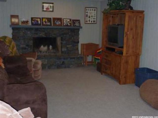 449 S 100 W, Providence, UT 84332 — photo 2