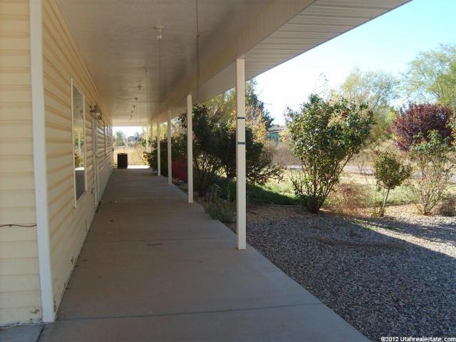 125 E Berrie Ln, Brookside, UT 84782 — photo 12