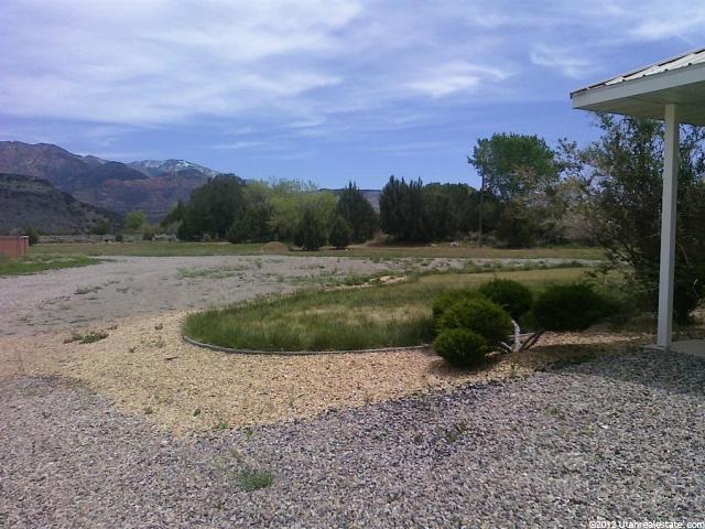125 E Berrie Ln, Brookside, UT 84782 — photo 4