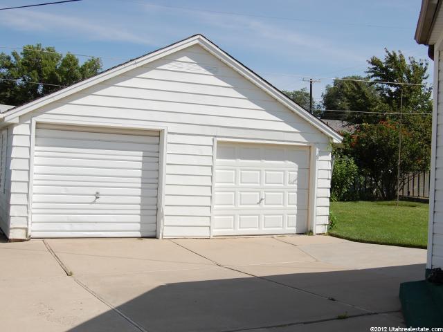 162 W 1800 N, Sunset, UT 84015 — photo 10