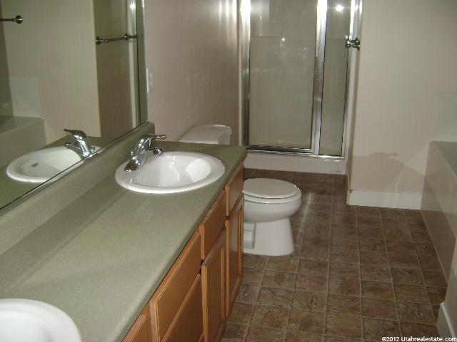 8960 S Heights Dr, Sandy, UT 84094 — photo 7