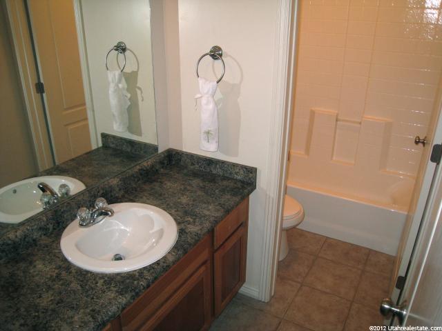 2004 E Fielding Hill Ln, Draper (UT Cnty), UT 84020 — photo 11