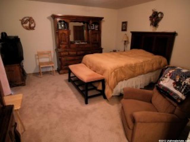 565 E 400 S, Preston, ID 83263 — photo 4