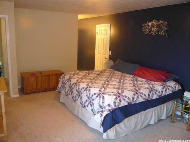 1884 E 2100 N, Layton, UT 84040 — photo 12