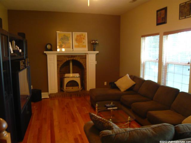 1884 E 2100 N, Layton, UT 84040 — photo 3