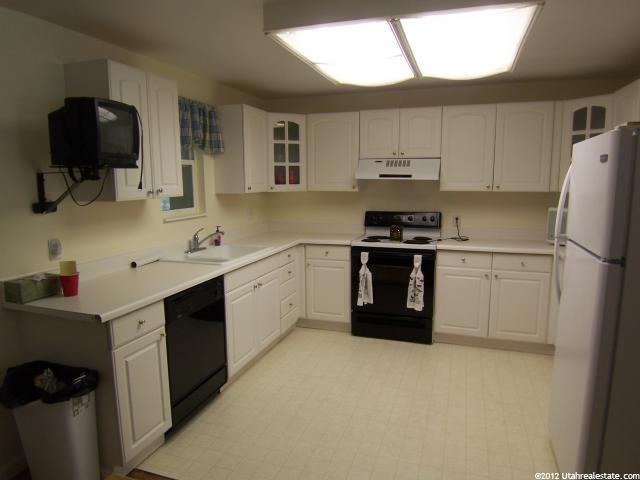 1198 N 125 W, Sunset, UT 84015 — photo 3