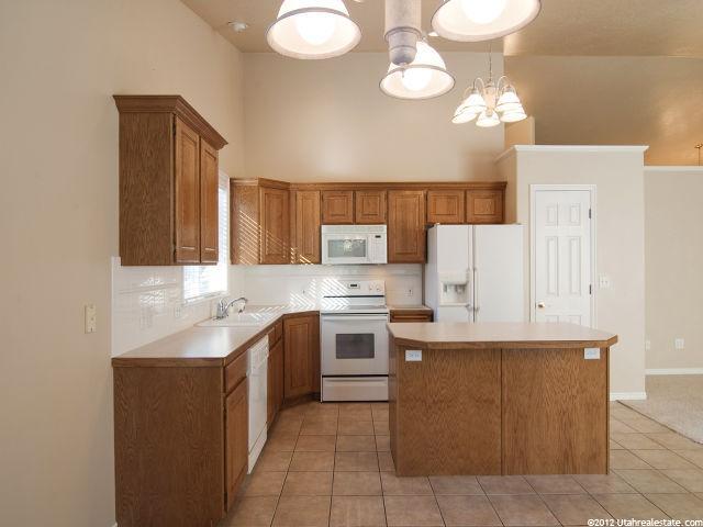 569 E 2350 N, North Ogden, UT 84414 — photo 10