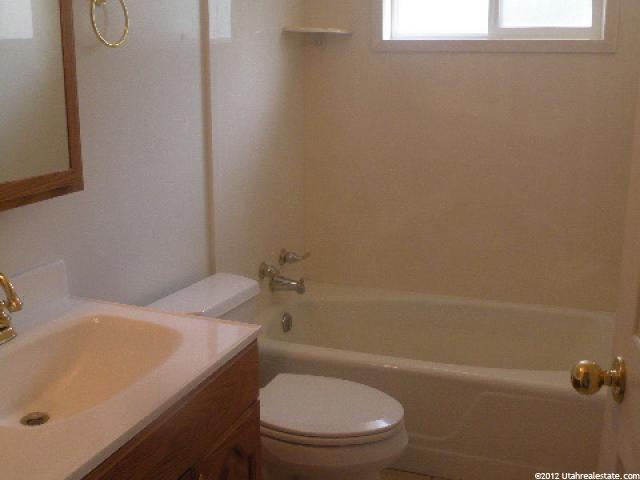 228 E 7845 S, Midvale, UT 84047 — photo 8