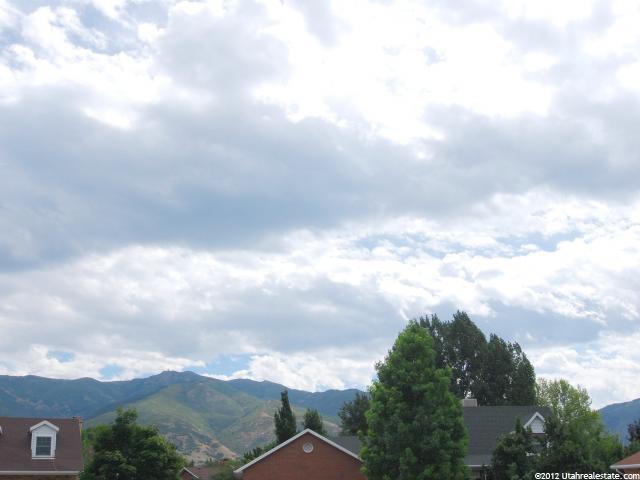 574 S 250 E, Kaysville, UT 84037 — photo 9
