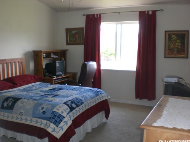 594 E 260 S, Midway, UT 84049 — photo 4