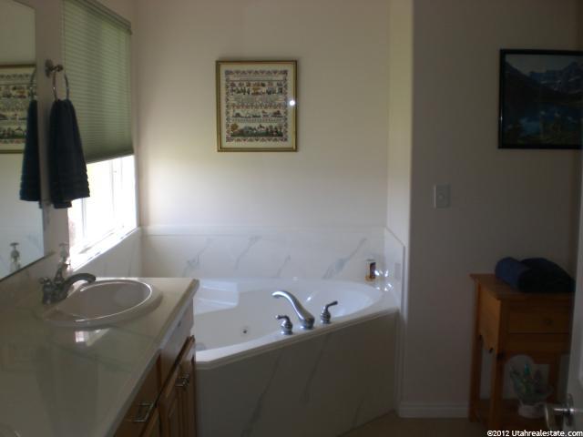 594 E 260 S, Midway, UT 84049 — photo 5