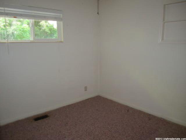214 E Ogden Cyn S, Ogden, UT 84401 — photo 9