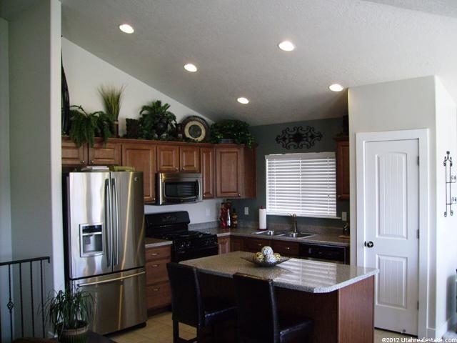 4474 S 3475 W, West Haven, UT 84401 — photo 2