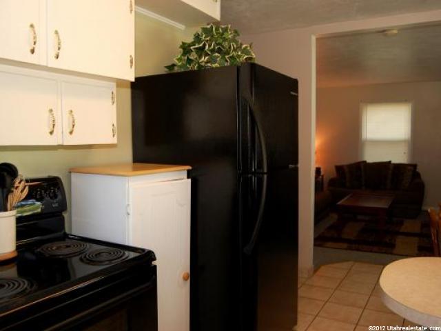 3933 S 2075 W, Roy, UT 84067 — photo 2