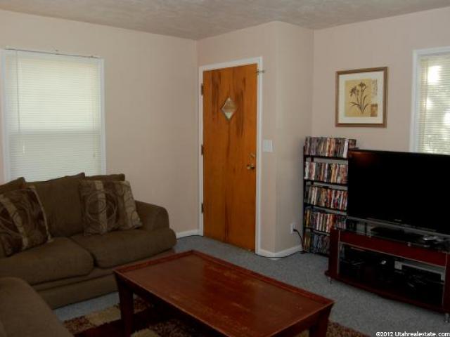 3933 S 2075 W, Roy, UT 84067 — photo 8