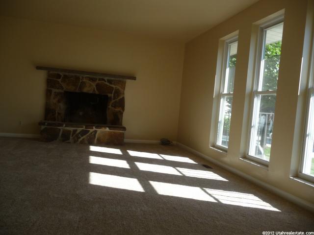 831 E 700 N, Layton, UT 84041 — photo 7