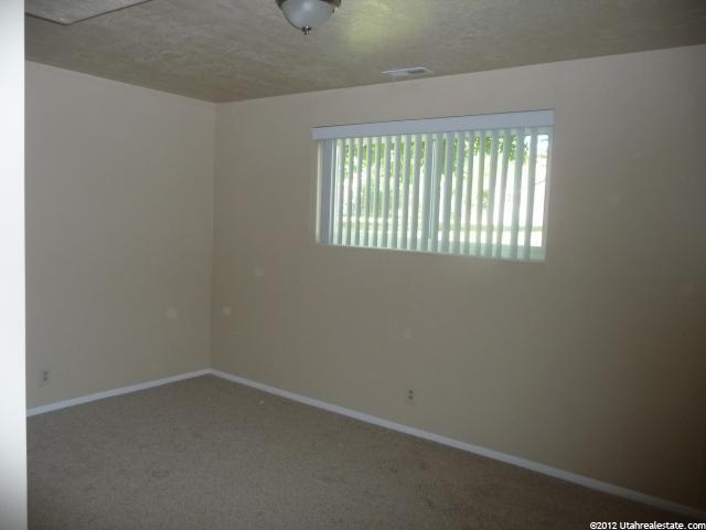 831 E 700 N, Layton, UT 84041 — photo 8