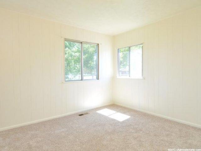 2058 W 4400 S, Roy, UT 84067 — photo 6