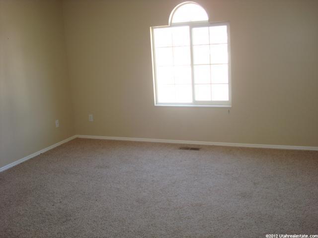 2111 S Jenny Ln, Clearfield, UT 84015 — photo 2
