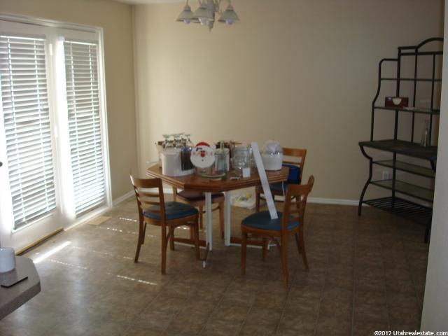 2111 S Jenny Ln, Clearfield, UT 84015 — photo 4