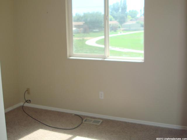 2111 S Jenny Ln, Clearfield, UT 84015 — photo 7