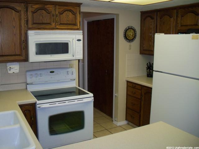 890 W 600 N, Tremonton, UT 84337 — photo 5