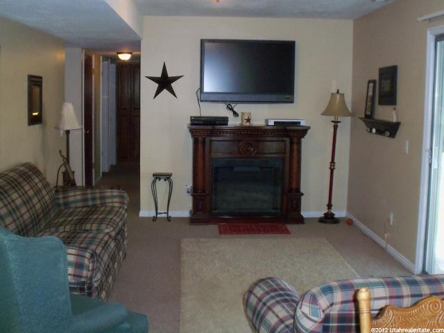 890 W 600 N, Tremonton, UT 84337 — photo 6