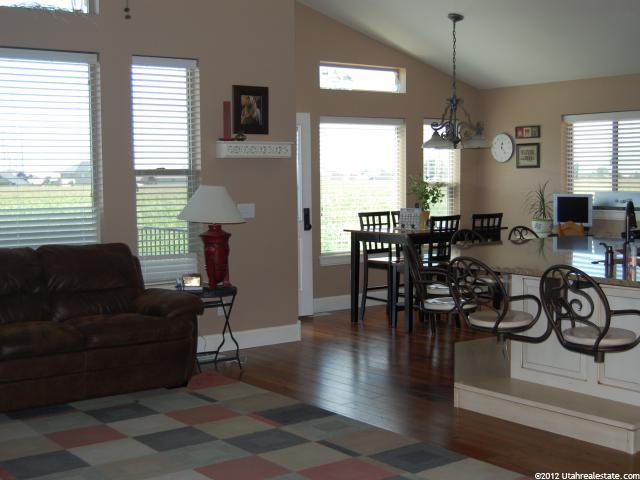 1551 W 600 S, Layton, UT 84041 — photo 2