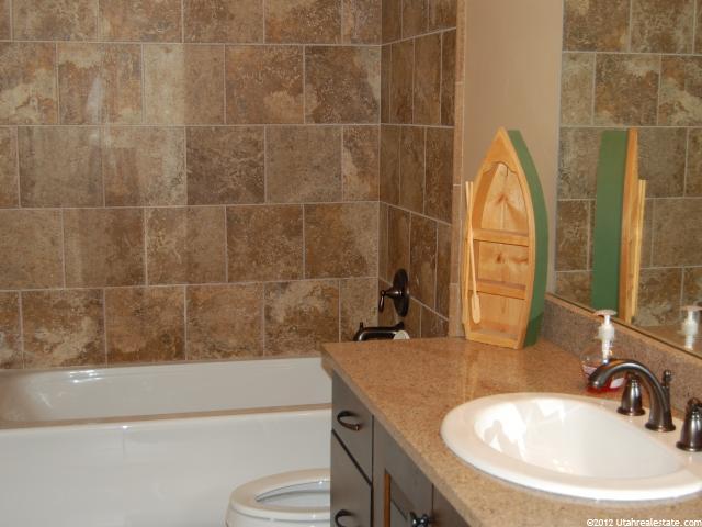 1551 W 600 S, Layton, UT 84041 — photo 10