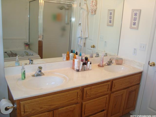 4628 S 3000 W, Roy, UT 84067 — photo 3