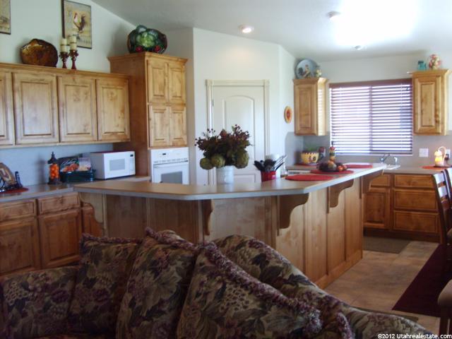 3355 N 2575 W, Farr West, UT 84404 — photo 4