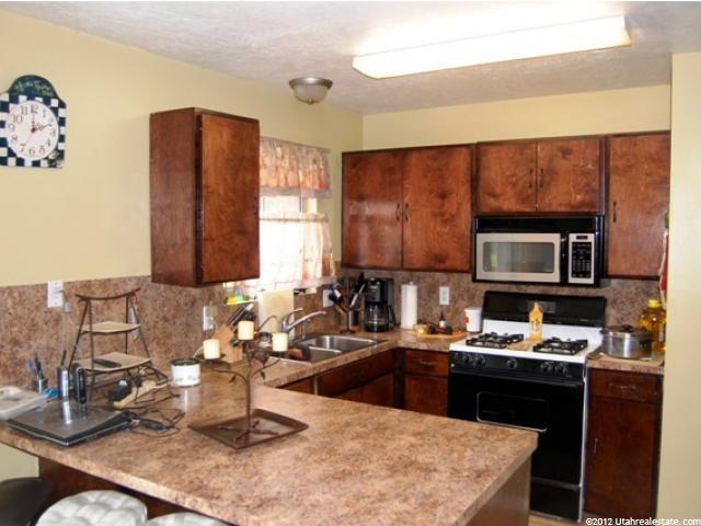 493 E 1725 N, North Ogden, UT 84414 — photo 2