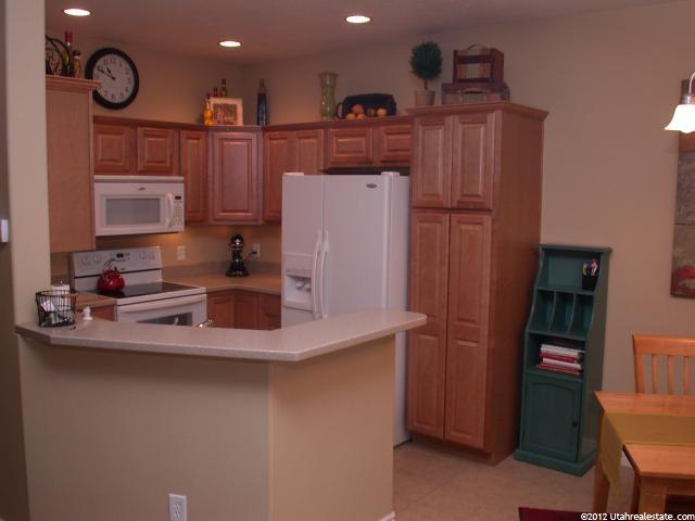 74 E Calbourne Ln, Sandy, UT 84070 — photo 4