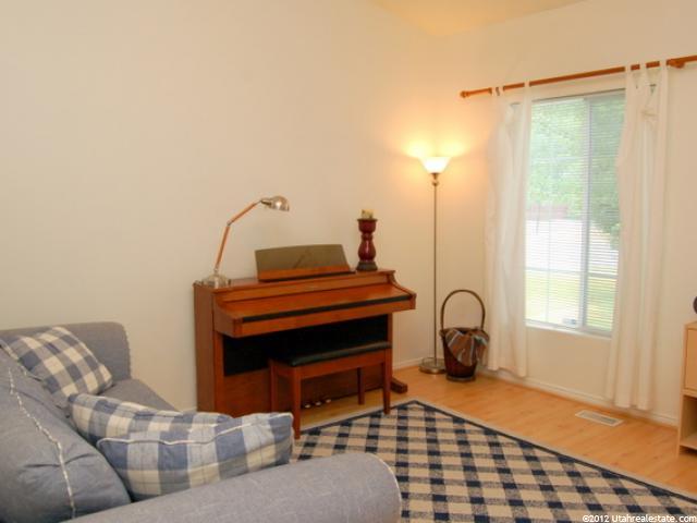 231 E 1325 N, Layton, UT 84041 — photo 2