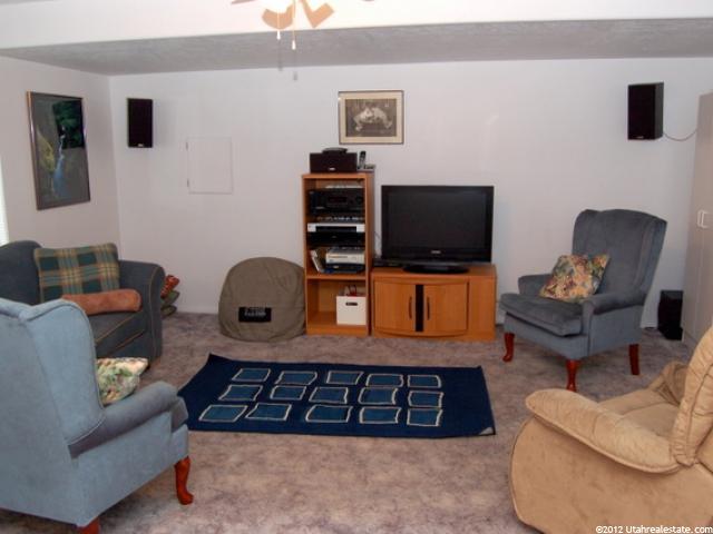 231 E 1325 N, Layton, UT 84041 — photo 10
