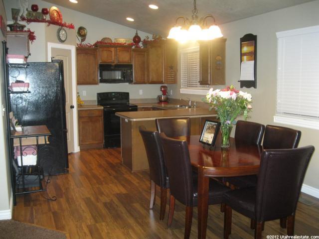 2220 N Pebble Brook Dr, Pleasant View, UT 84414 — photo 5