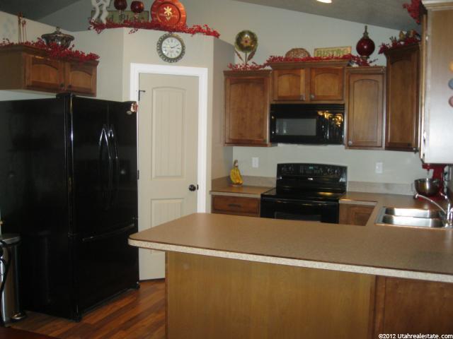 2220 N Pebble Brook Dr, Pleasant View, UT 84414 — photo 8