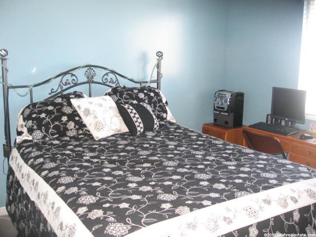 2036 S 350 E, Clearfield, UT 84015 — photo 12