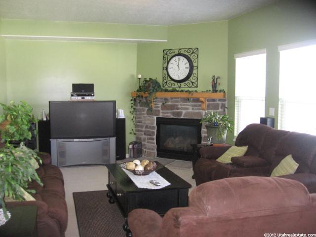 2036 S 350 E, Clearfield, UT 84015 — photo 4