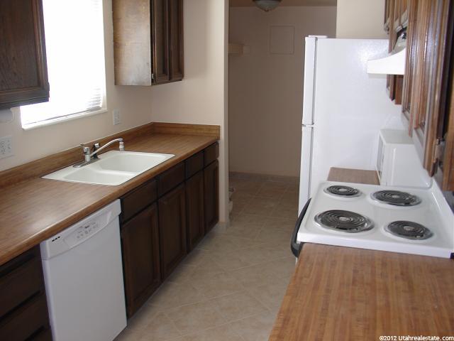 785 S 200 E, Farmington, UT 84025 — photo 4