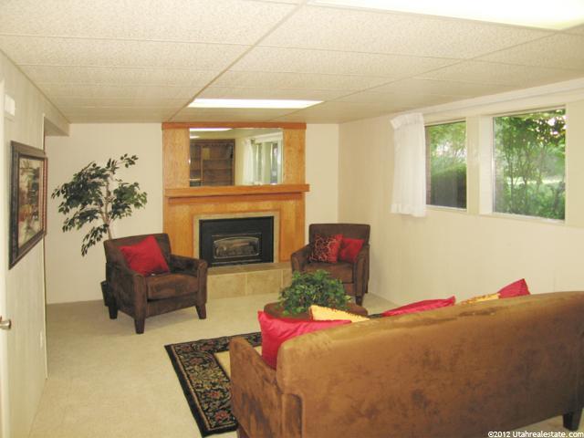 4468 S Fillmore Ave E, Ogden, UT 84403 — photo 9