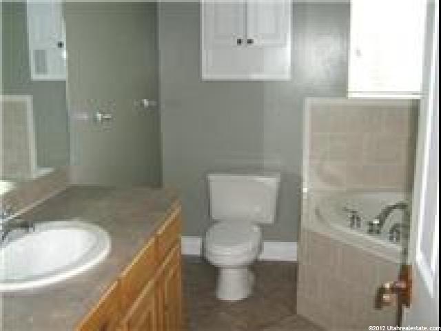 1713 W 1300 N, Farr West, UT 84404 — photo 6