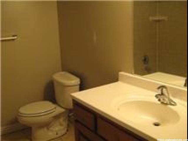 1713 W 1300 N, Farr West, UT 84404 — photo 9