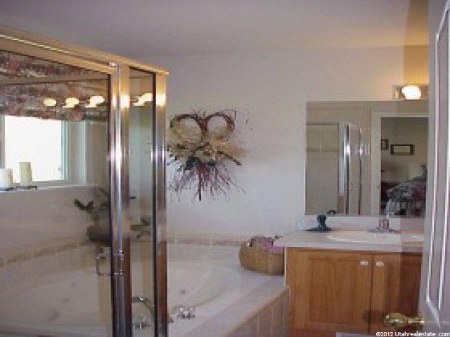 1798 Shoshone Dr, South Ogden, UT 84403 — photo 5