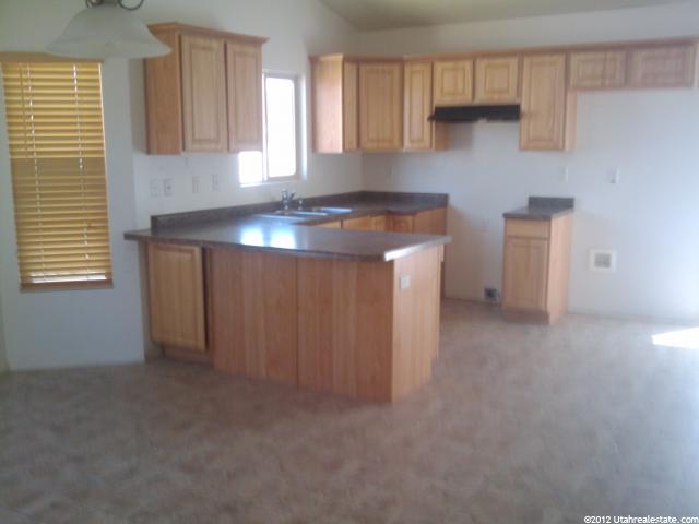 1376 N 2400 W, Clinton, UT 84015 — photo 11