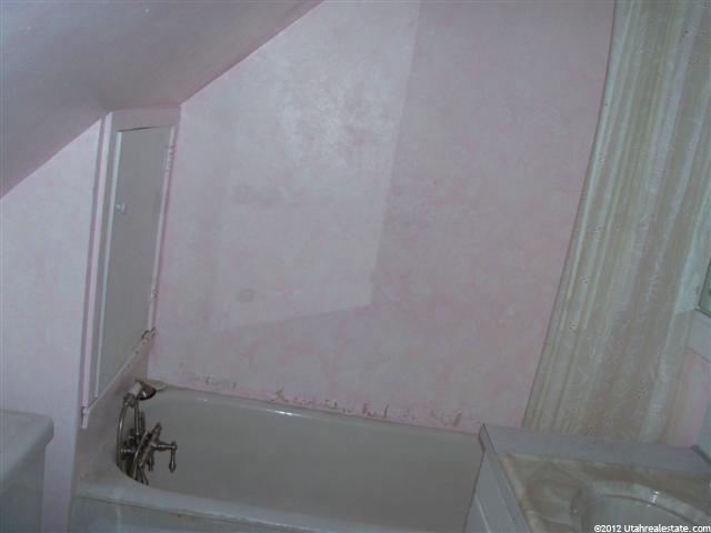 100 E 100 S, Vernal, UT 84078 — photo 10