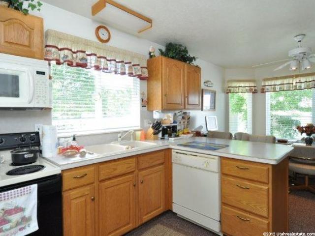 674 W 2275 N, Layton, UT 84041 — photo 3